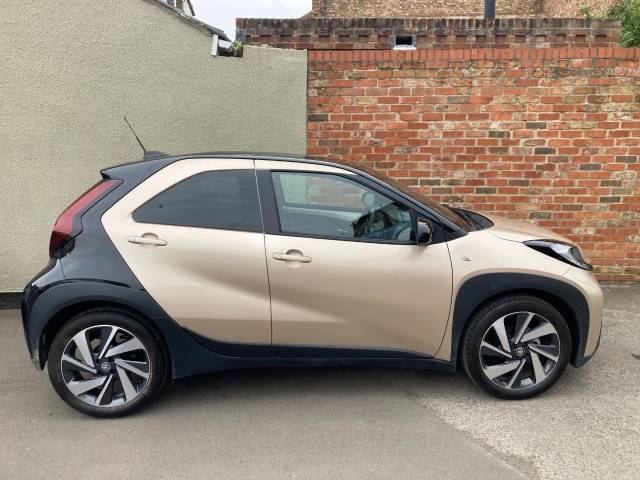 2025 Toyota Aygo X 1.0 VVT-i Edge 5dr