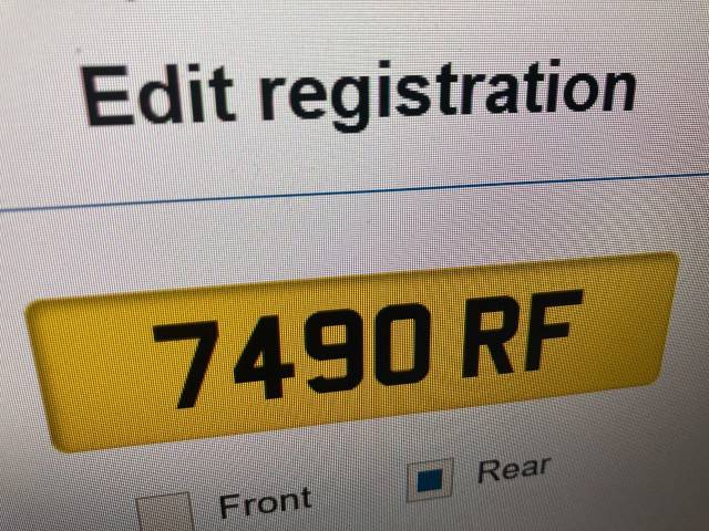 Volkswagen Bora 1.9 Private plate Saloon Diesel blue